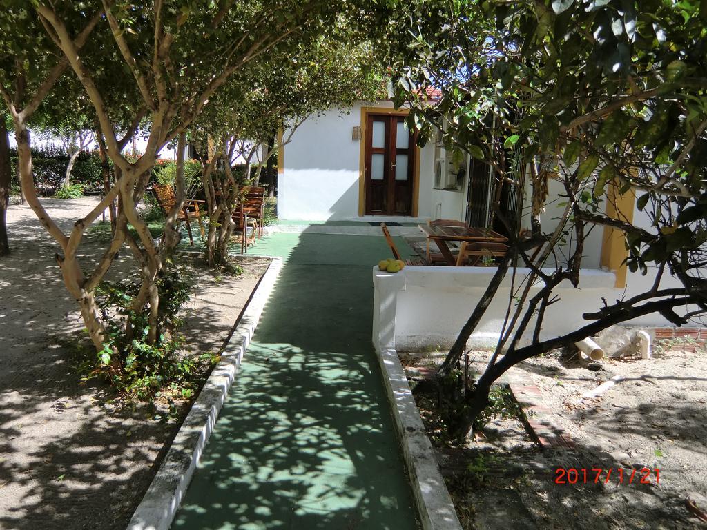 Pousada Yuste Beach Farm Paracuru Exterior photo